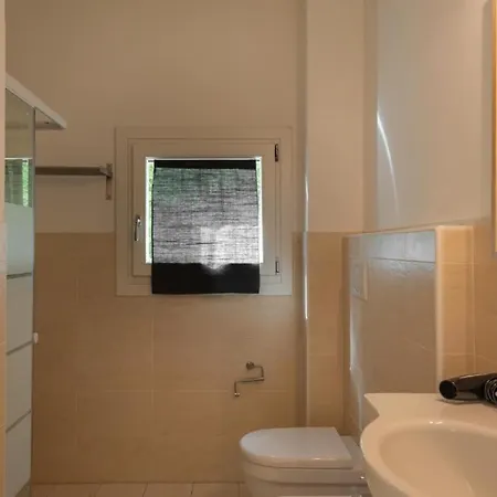Elegant Ea Bianca 2 Bedroom Sleeps 6 Extra Bed Available N0614 Cala Bitta