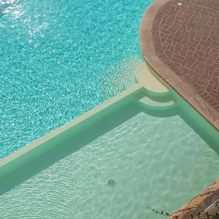 Elegant Ea Bianca 2 Bedroom Sleeps 6 Extra Bed Available N0614 *