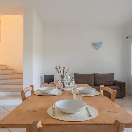 Elegant Ea Bianca 2 Bedroom Sleeps 6 Extra Bed Available N0614 *