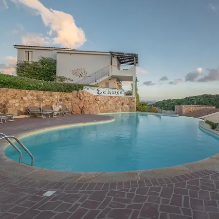 Elegant Ea Bianca 2 Bedroom Sleeps 6 Extra Bed Available N0614 Cala Bitta